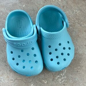 Toddler crocs size 6 seafoam new